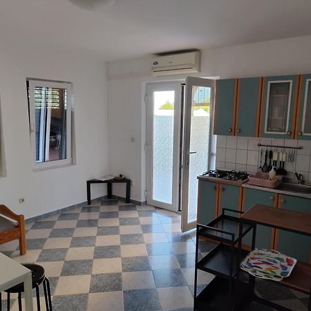 Apartmani Anja Sveta Nedelja  Exteriér fotografie